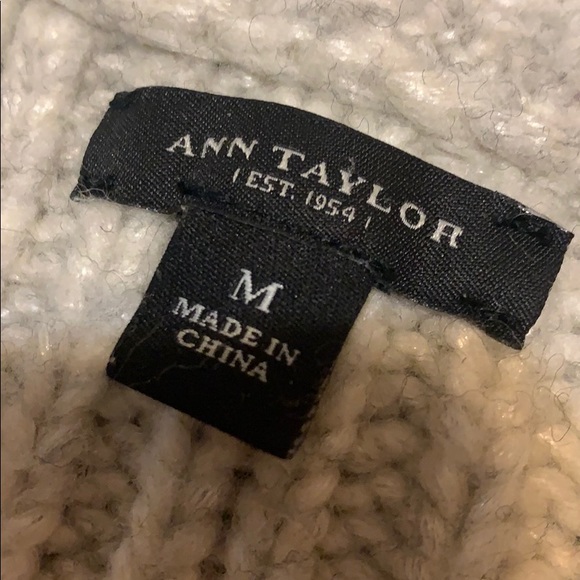Ann Taylor sweater - Picture 5 of 5